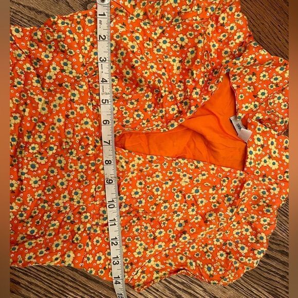 Urban Outfitters - Orange Chantelle Collared Midi
Dress size S - Picture 10 of 10